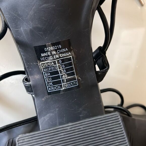 Forever 21 block heel thong lace up sandals size 9 - Picture 5 of 5